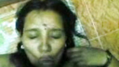 लेटेक्स डॉमीनेटरिक्स के साथ खिलौनों अच्छी वाली सेक्सी फिल्म से चुदाई