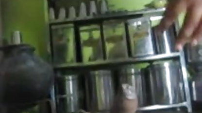जेड नील और Savanah है ऋषि त्रिगुट सेक्सी फिल्म करने वाली सेक्सी परिवार में रहता है