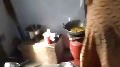 किशोरी पर गाने वाली सेक्सी फिल्म स्टील चेन देता है जंगली मुख-मैथुन
