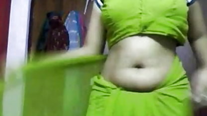 किशोरी सेक्स वाली फिल्म हिंदी pussies
