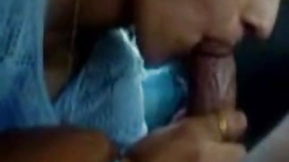 सुनहरे बालों वाली किशोरी मधेस में सामने के वेब सेक्सी कुत्ते वाली फिल्म कैमरा