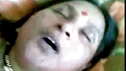 दो दादी साझा करें युवा अच्छी वाली फिल्म सेक्सी pimmel