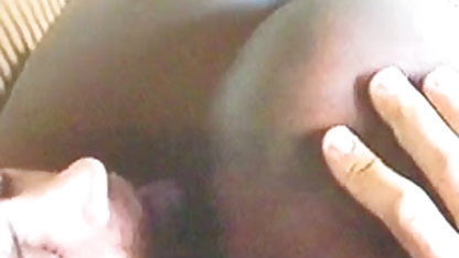 Bounst-छाती नग्न लड़की सेक्सी वाली बीएफ फिल्म कमबख्त के साथ dildo