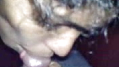 Busty, wared कठोरता से सेक्सी फिल्म वाली आदमी चिंतित