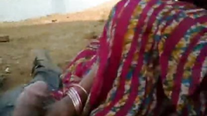 काले सेक्सी फिल्म हीरोइन वाली बालों वाली लड़की उंगलियों और छाले के साथ प्रवेश
