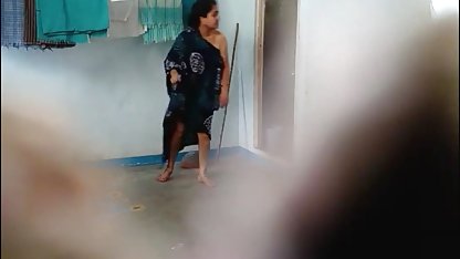 कोड़ी लेन एक बुराई सस्ते स्कूली छात्रा सेक्स वाली सेक्सी फिल्म है