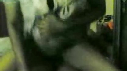 आपातकालीन सींग सेक्स वाली सेक्सी फिल्म का बना हुआ sluts popped आदमी के दौरान समूह सेक्स
