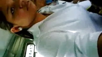 सेक्सी किशोरी अनुभवों पहली बढ़िया वाली सेक्सी मूवी तीन प्रतिभागियों का सम्भोग