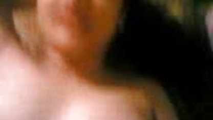 सुंदर किशोरी masturbates पर इंग्लिश सेक्सी फिल्म करने वाली के बिस्तर
