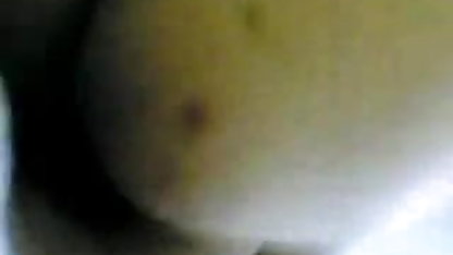 बाउंस बेब किसी न किसी से सेक्स फिल्म देखने वाली फैटी पिटाई करते हुए