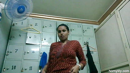 बुत बेब देता है के सेक्स वाली मूवी सही footjob